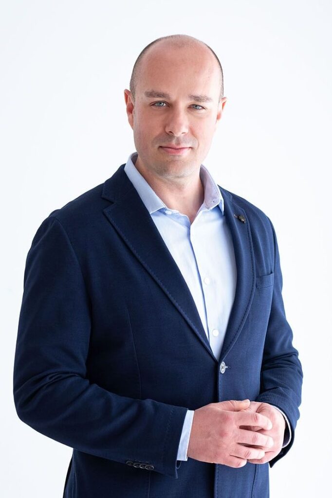 Dr Angulo Traje Azul